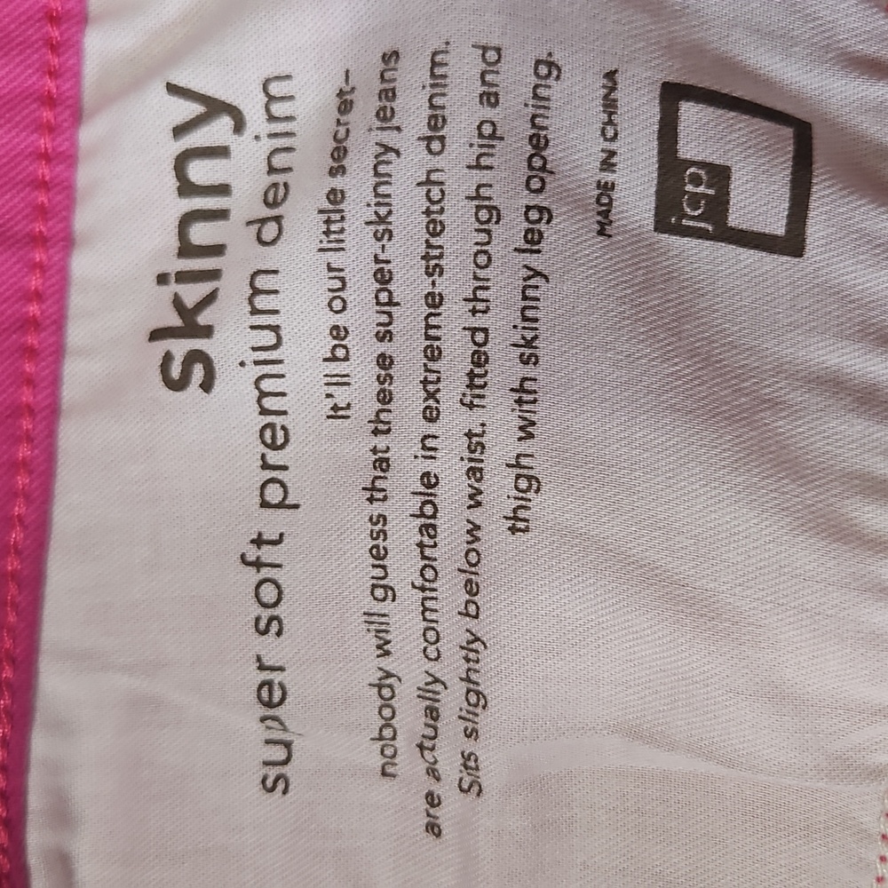JCP JC Penney Raspberry Rose Plus Size 20W Skinny Jeans - Picture 3 of 13